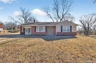 1102 Thatcher Avenue, Dellwood, MO 63135