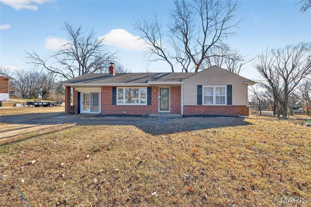 1102 Thatcher Avenue, Dellwood, MO 63135