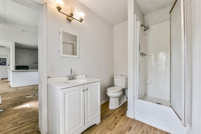 1220 Pecan Street, Clute, TX 77531