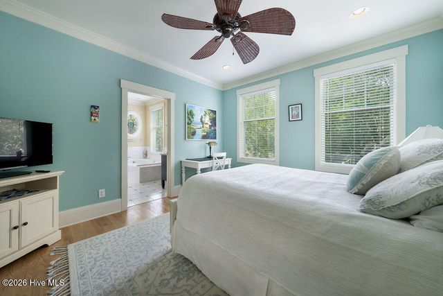 617 Ocracoke Way, Southport, NC 28461