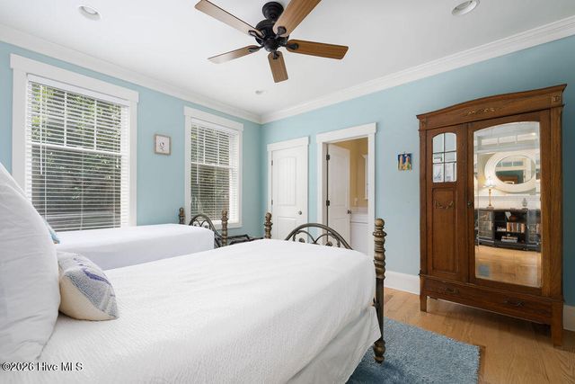 617 Ocracoke Way, Southport, NC 28461