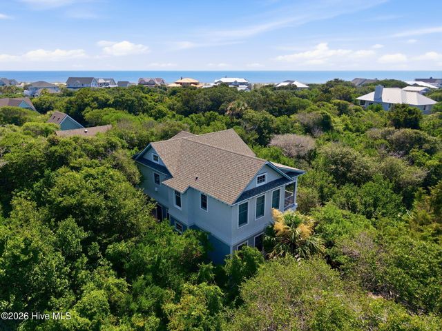 617 Ocracoke Way, Southport, NC 28461
