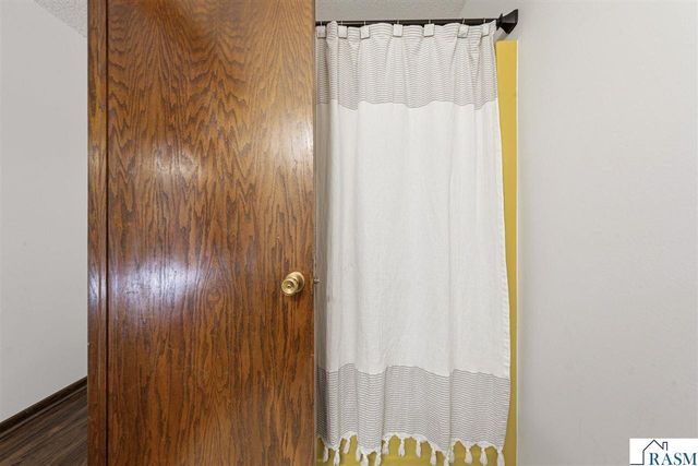 1813 Marie Lane, North Mankato, MN 56003