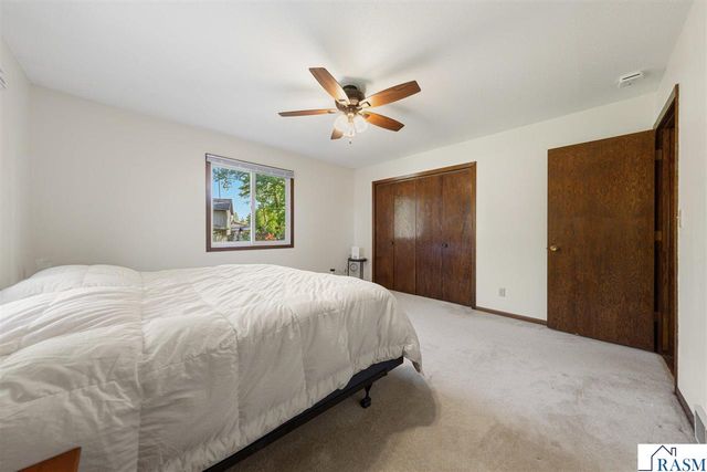 1813 Marie Lane, North Mankato, MN 56003