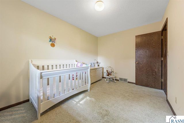 1813 Marie Lane, North Mankato, MN 56003