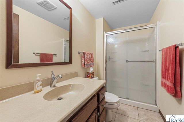 1813 Marie Lane, North Mankato, MN 56003