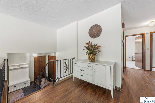 1813 Marie Lane, North Mankato, MN 56003