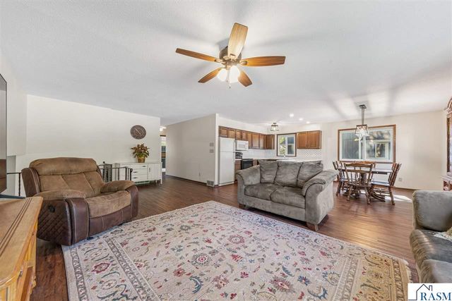 1813 Marie Lane, North Mankato, MN 56003