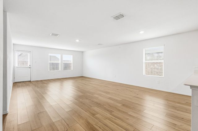 2604 Spring Time Drive, Ennis, TX 75119