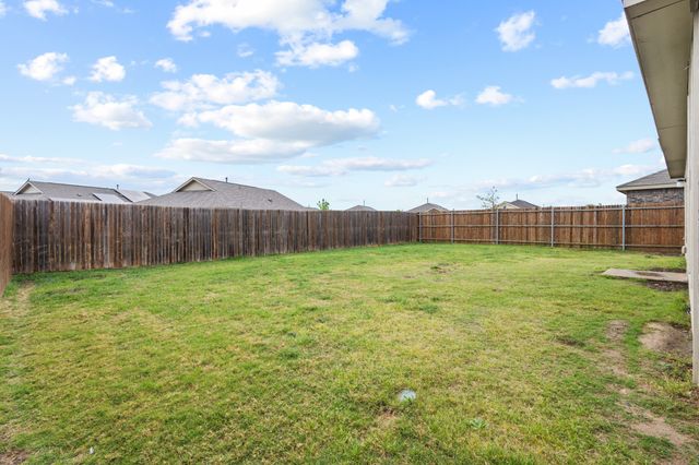 2604 Spring Time Drive, Ennis, TX 75119