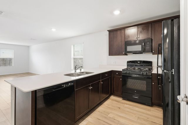 2604 Spring Time Drive, Ennis, TX 75119