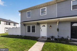 16 LYRIC CT, Sicklerville, NJ 08081