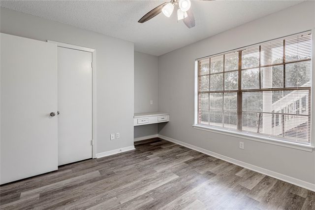 1917 20th Street 1, Huntsville, TX 77320