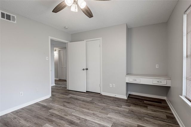 1917 20th Street 1, Huntsville, TX 77320
