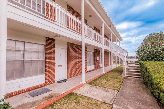 1917 20th Street 1, Huntsville, TX 77320