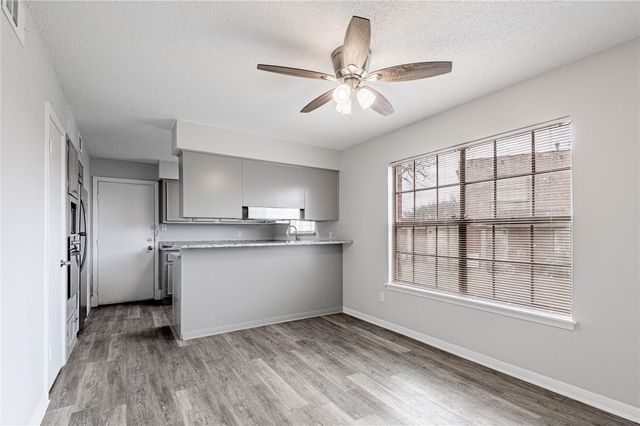 1917 20th Street 1, Huntsville, TX 77320