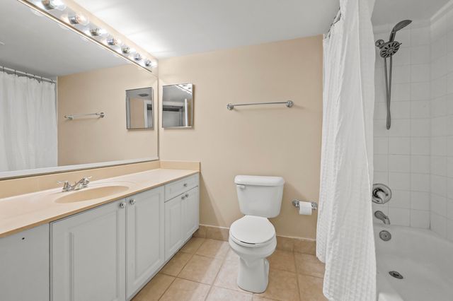 1100 S Crestwood Ct S S 1109, Royal Palm Beach, FL 33411