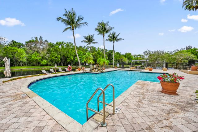 1100 S Crestwood Ct S S 1109, Royal Palm Beach, FL 33411