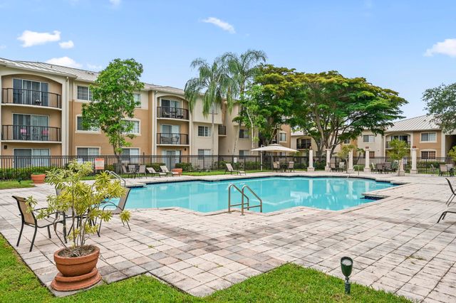 1100 S Crestwood Ct S S 1109, Royal Palm Beach, FL 33411