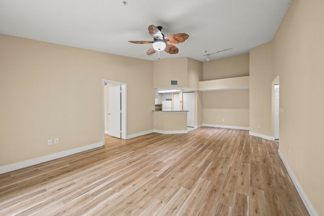 1100 S Crestwood Ct S S 1109, Royal Palm Beach, FL 33411