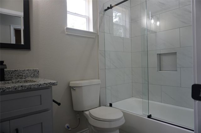 9978 Calendar, Willis, TX 77318