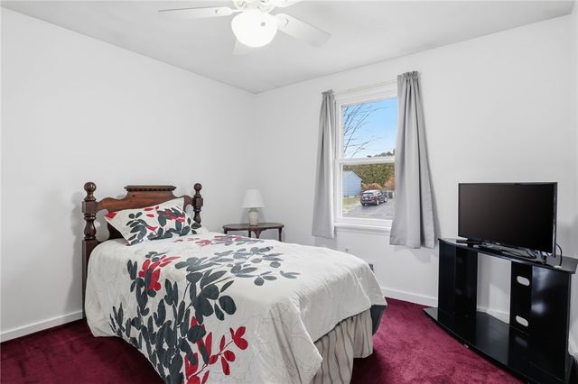 77 Gannett Road, Farmington, NY 14425