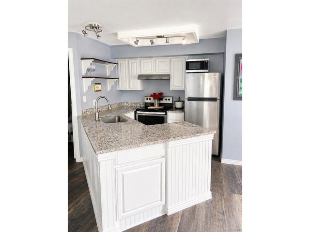 5250 S Huron Way 1-204, Littleton, CO 80120