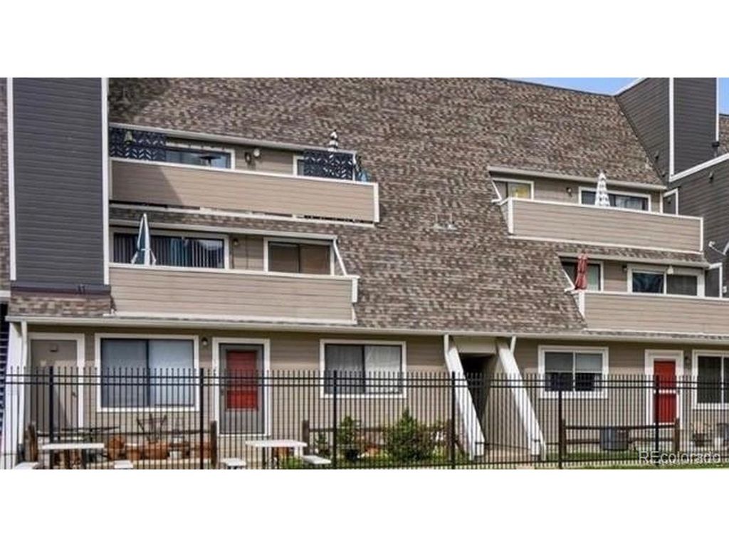 5250 S Huron Way 1-204, Littleton, CO 80120