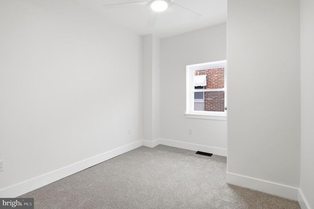 206 BARTRAM AVE, Essington, PA 19029