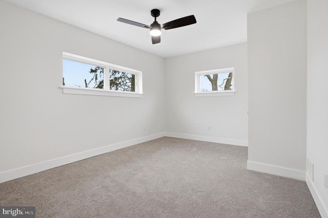 206 BARTRAM AVE, Essington, PA 19029