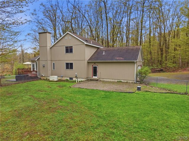 7566 Old Woods Rd, Preble, NY 13159