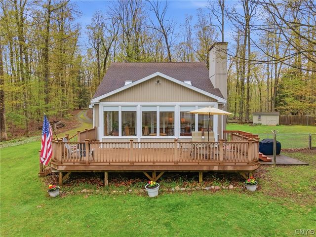 7566 Old Woods Rd, Preble, NY 13159