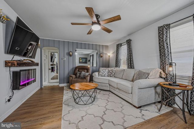 4906 SHEPHERD ST, Brookhaven, PA 19015