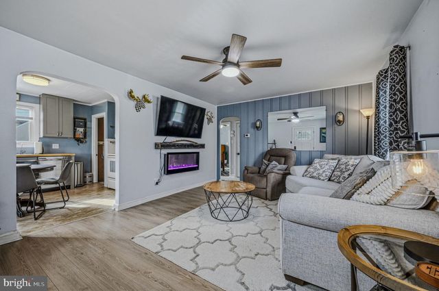 4906 SHEPHERD ST, Brookhaven, PA 19015