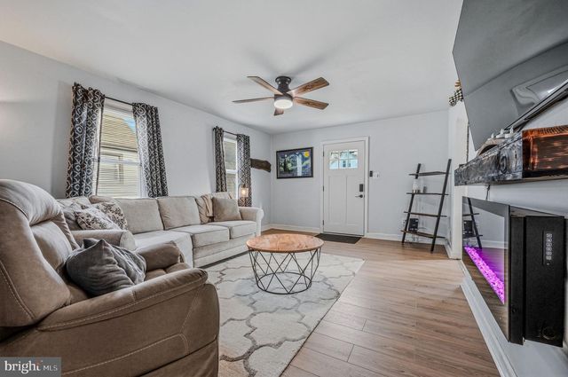 4906 SHEPHERD ST, Brookhaven, PA 19015