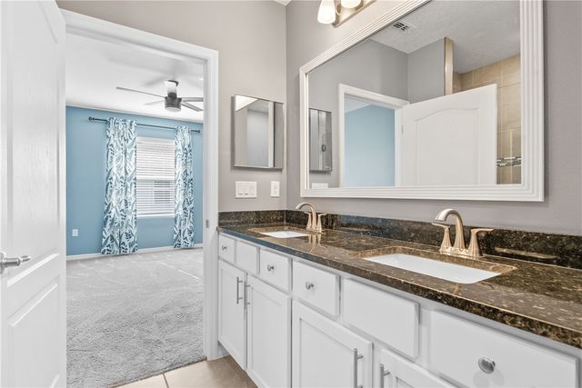 6045 Red Maple Manor, Vero Beach, FL 32966