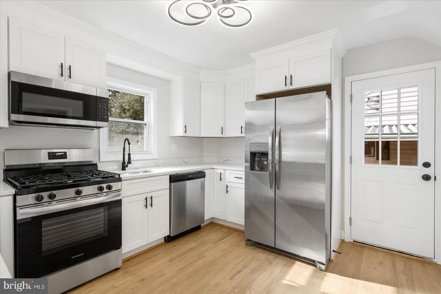 5601 GROVELAND AVE, Baltimore, MD 21215