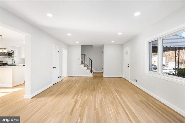 5601 GROVELAND AVE, Baltimore, MD 21215