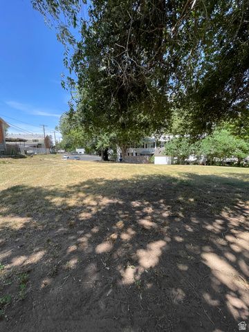 3891 S GRANDVIEW DR, Ogden, UT 84403