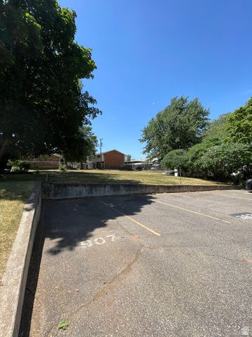3891 S GRANDVIEW DR, Ogden, UT 84403