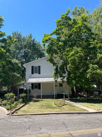 3891 S GRANDVIEW DR, Ogden, UT 84403