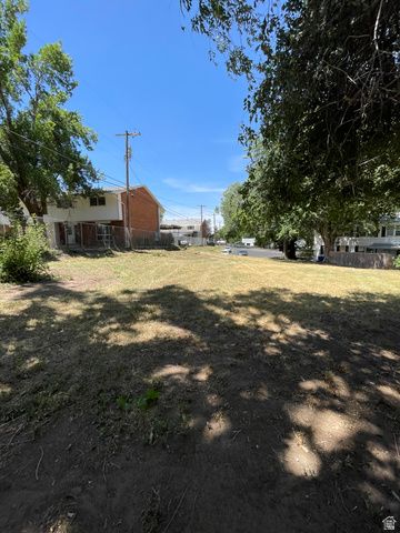 3891 S GRANDVIEW DR, Ogden, UT 84403