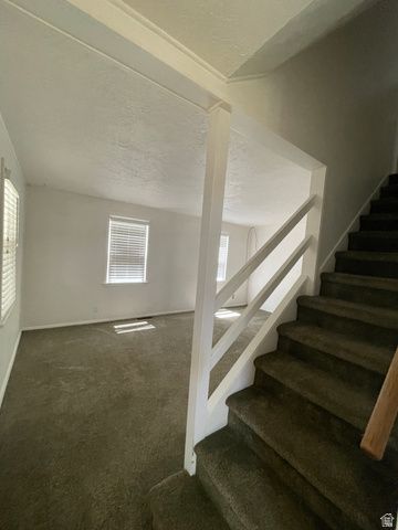3891 S GRANDVIEW DR, Ogden, UT 84403