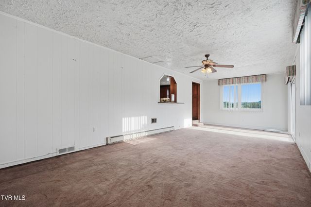 165 Richard Street, Gray, TN 37615