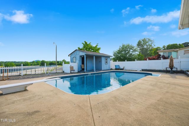165 Richard Street, Gray, TN 37615