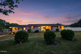 165 Richard Street, Gray, TN 37615