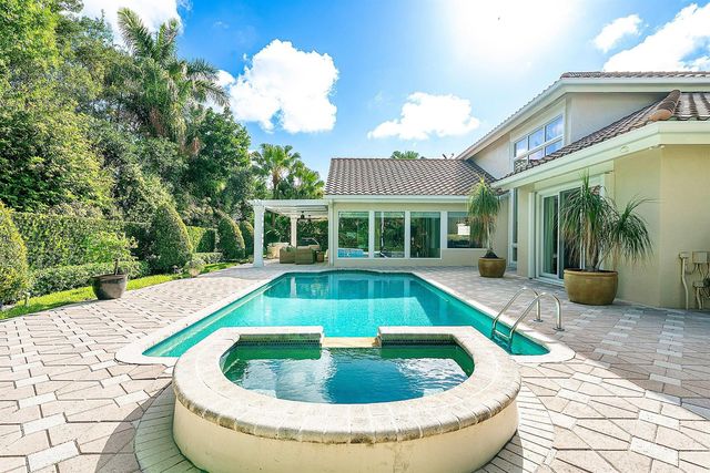 4361 Gleneagles Drive, Boynton Beach, FL 33436