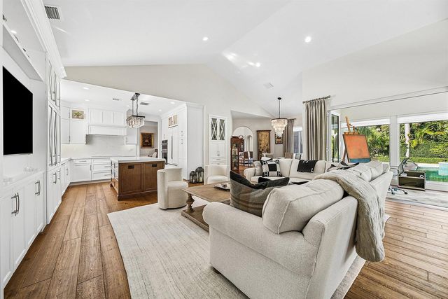 4361 Gleneagles Drive, Boynton Beach, FL 33436