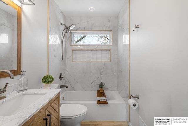 914 McLaughlin Circle, Bellevue, NE 68005