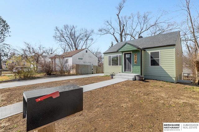 914 McLaughlin Circle, Bellevue, NE 68005